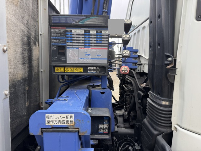 三菱ふそうファイタークレーン4段中型（4t）[写真25]