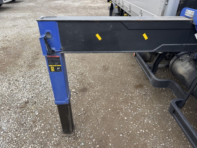 三菱ふそうファイタークレーン4段中型（4t）[写真29]