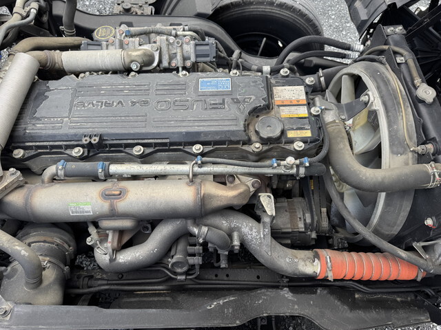 三菱ふそうファイタークレーン4段中型（4t）[写真38]