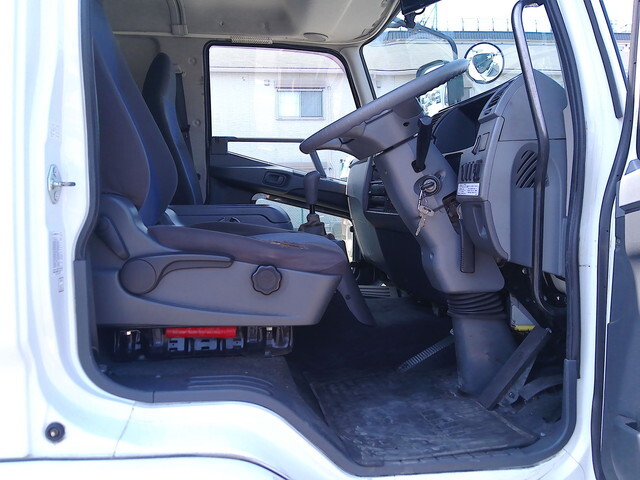 三菱ふそうファイター冷凍車（冷蔵車）増トン（6t・8t）[写真21]