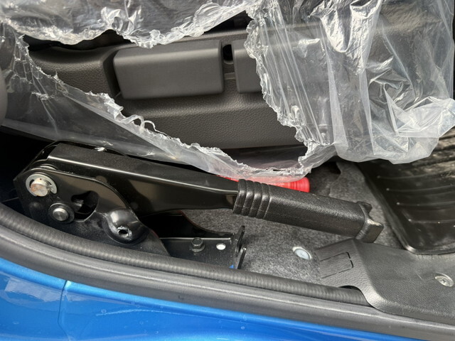 UDトラックスクオントレーラーヘッド（トラクターヘッド）大型（10t）[写真23]