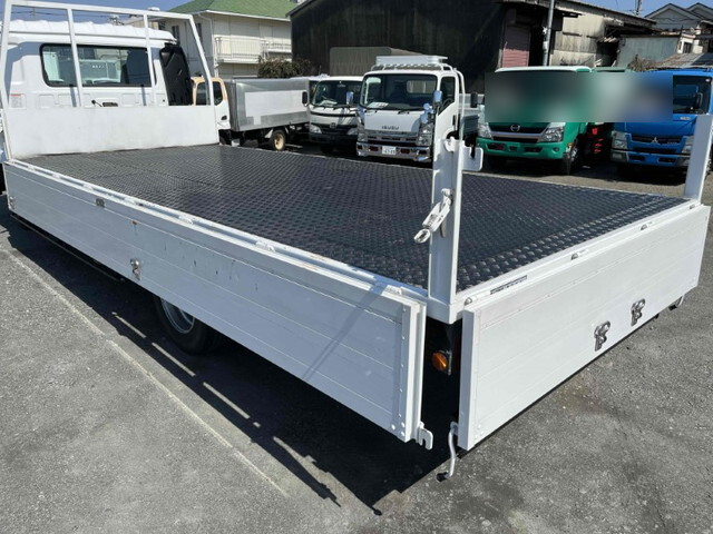 UDトラックスコンドルアルミブロック増トン（6t・8t）[写真14]