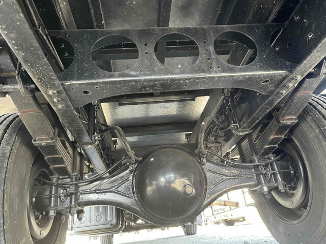 UDトラックスコンドルアルミブロック増トン（6t・8t）[写真18]