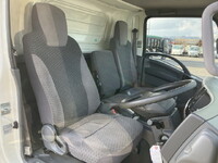 いすゞエルフアルミバン小型（2t・3t）[写真31]