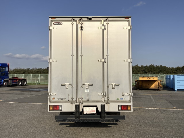 いすゞエルフアルミバン小型（2t・3t）[写真09]