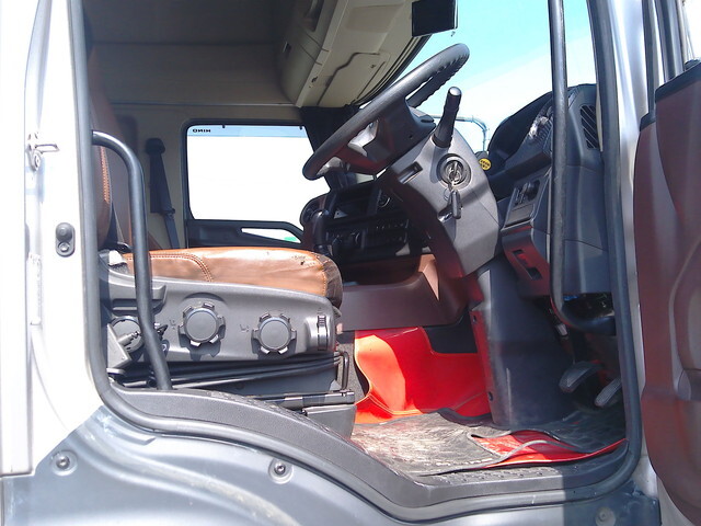 日野プロフィアアルミウイング大型（10t）[写真23]