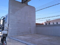 いすゞギガアルミウイング大型（10t）[写真20]