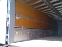 いすゞギガアルミウイング大型（10t）[写真24]