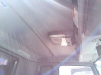 いすゞギガアルミウイング大型（10t）[写真27]