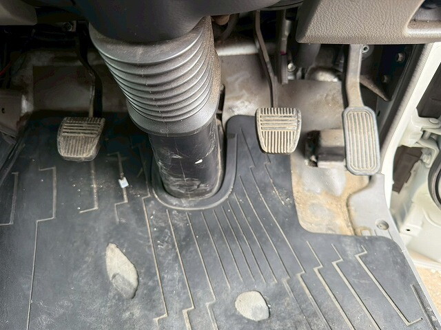 日野デュトロアルミウイング小型（2t・3t）[写真37]