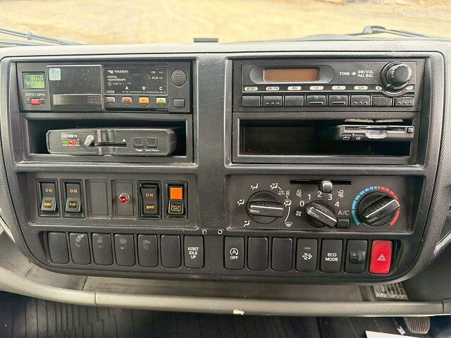 日野デュトロアルミウイング小型（2t・3t）[写真39]