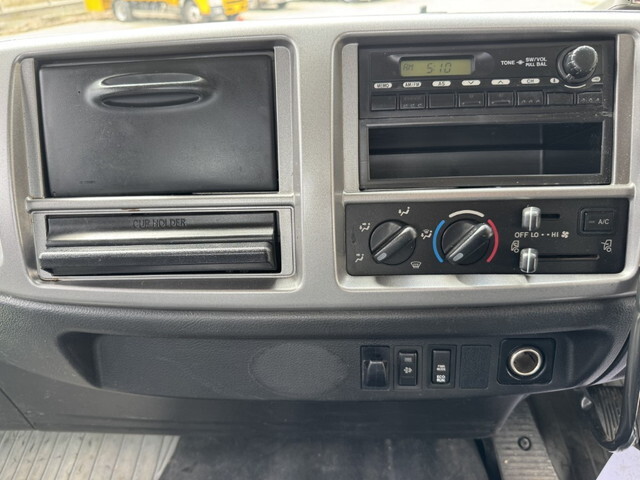 日野レンジャークレーン4段中型（4t）[写真22]