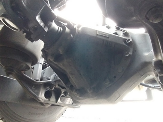 日野プロフィアトレーラーヘッド（トラクターヘッド）大型（10t）[写真12]