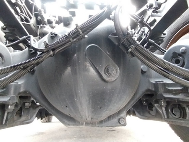 日野プロフィアトレーラーヘッド（トラクターヘッド）大型（10t）[写真13]