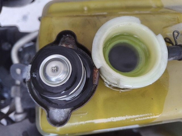 日野プロフィアトレーラーヘッド（トラクターヘッド）大型（10t）[写真20]