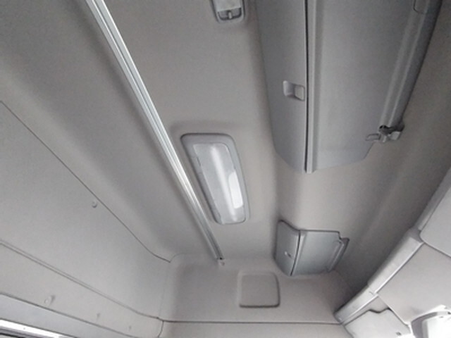 日野プロフィアトレーラーヘッド（トラクターヘッド）大型（10t）[写真25]