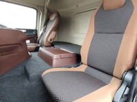 日野プロフィアアルミブロック大型（10t）[写真23]