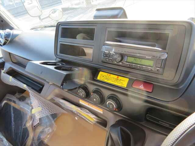 三菱ふそうキャンターパッカー車（塵芥車）小型（2t・3t）[写真33]