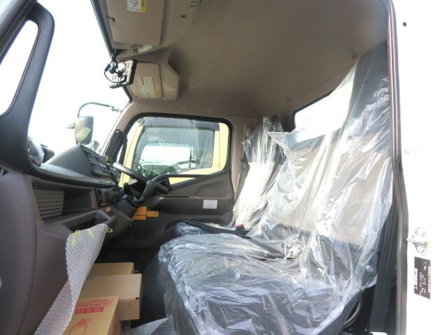 三菱ふそうキャンターパッカー車（塵芥車）小型（2t・3t）[写真40]