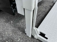 三菱ふそうキャンター平ボディ小型（2t・3t）[写真22]