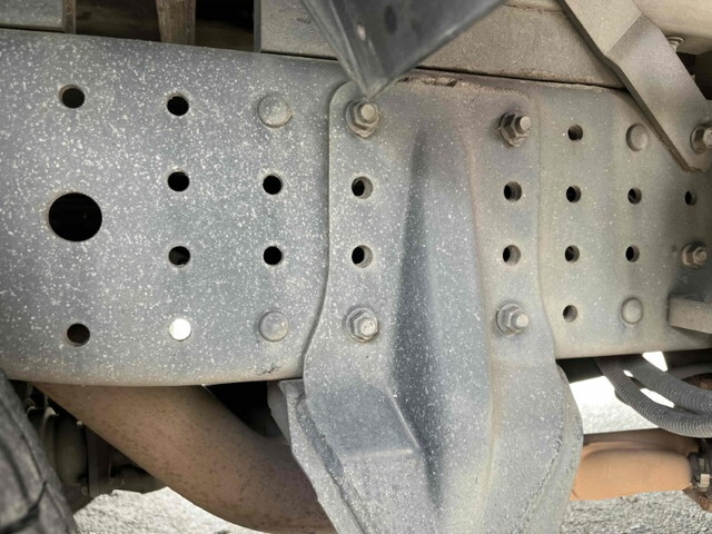 三菱ふそうキャンター平ボディ小型（2t・3t）[写真25]