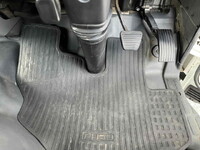 三菱ふそうキャンター平ボディ小型（2t・3t）[写真39]