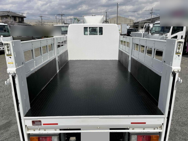 三菱ふそうキャンター平ボディ小型（2t・3t）[写真07]