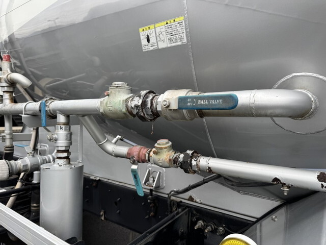 日野プロフィアバルク車（粉粒体運搬車）大型（10t）[写真13]