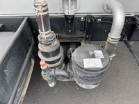 日野プロフィアバルク車（粉粒体運搬車）大型（10t）[写真15]