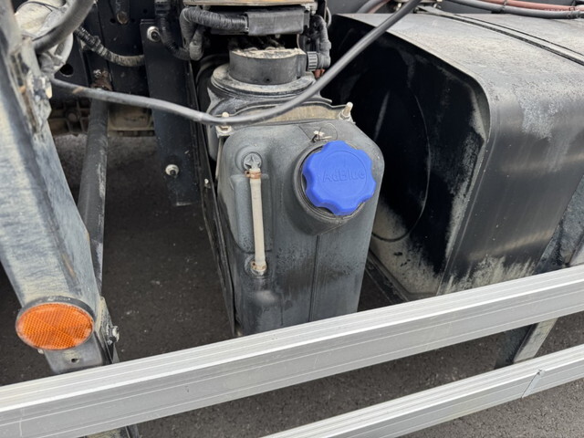 日野プロフィアバルク車（粉粒体運搬車）大型（10t）[写真26]