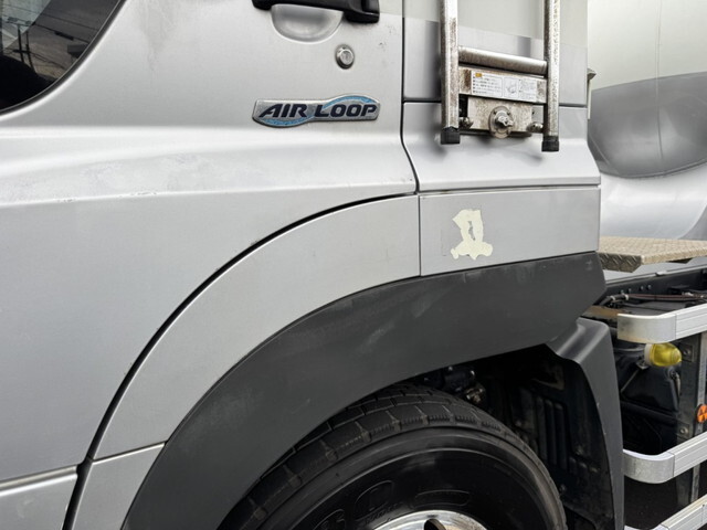 日野プロフィアバルク車（粉粒体運搬車）大型（10t）[写真38]