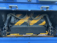 いすゞエルフパッカー車（塵芥車）小型（2t・3t）[写真15]