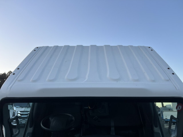 いすゞエルフパッカー車（塵芥車）小型（2t・3t）[写真31]