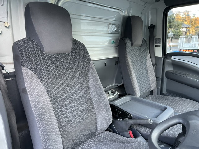 いすゞエルフパッカー車（塵芥車）小型（2t・3t）[写真34]