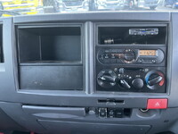 いすゞエルフパッカー車（塵芥車）小型（2t・3t）[写真38]