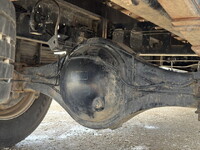 いすゞフォワード平ボディ中型（4t）[写真21]