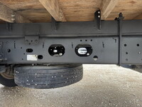 いすゞフォワード平ボディ中型（4t）[写真22]