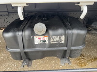 いすゞフォワード平ボディ中型（4t）[写真24]