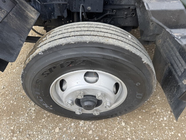 いすゞフォワード平ボディ中型（4t）[写真25]