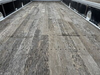 いすゞフォワード平ボディ中型（4t）[写真10]