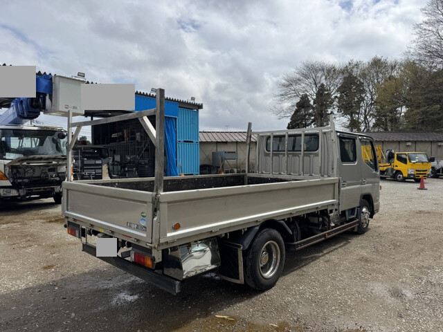 三菱ふそうキャンターダブルキャブ（Wキャブ）小型（2t・3t）[写真02]