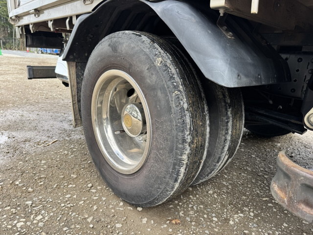 三菱ふそうキャンターダブルキャブ（Wキャブ）小型（2t・3t）[写真20]