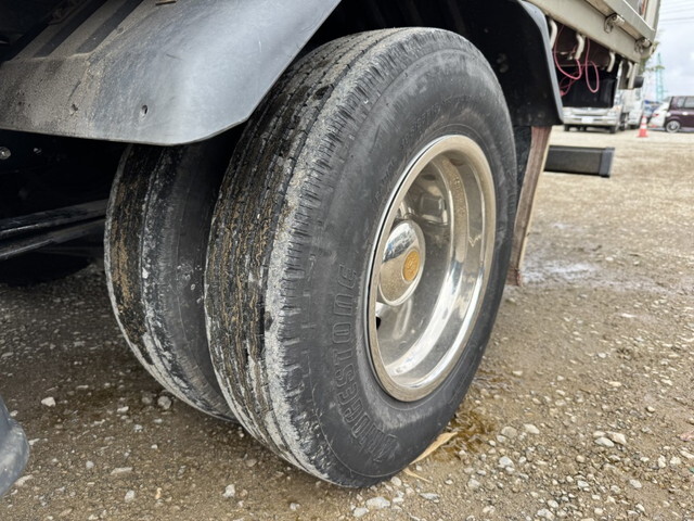 三菱ふそうキャンターダブルキャブ（Wキャブ）小型（2t・3t）[写真23]