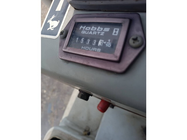 ヤンマーミニユンボ（ミニバックホー）[写真19]