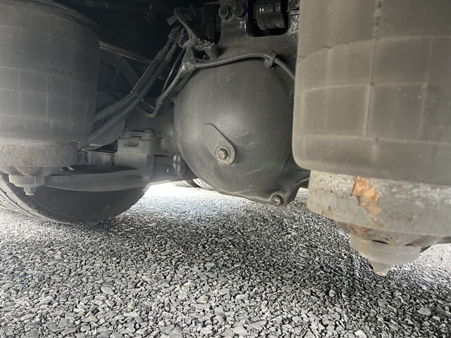 日野プロフィアアルミウイング大型（10t）[写真28]