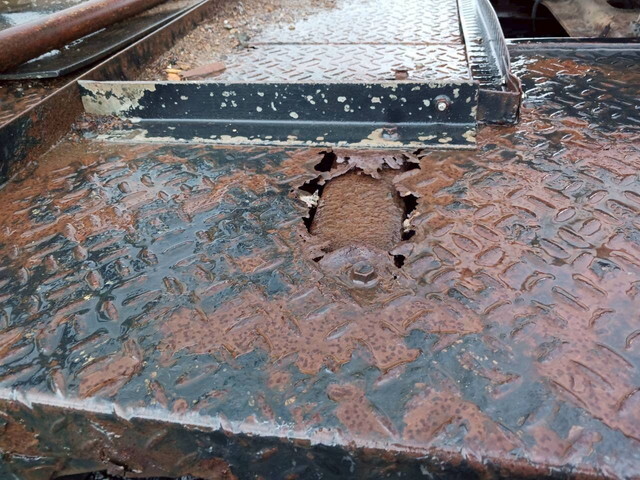 いすゞギガトレーラーヘッド（トラクターヘッド）大型（10t）[写真14]