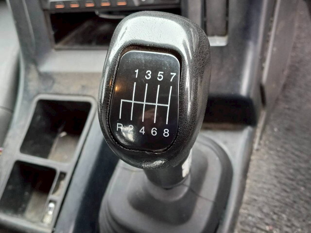 いすゞギガトレーラーヘッド（トラクターヘッド）大型（10t）[写真22]