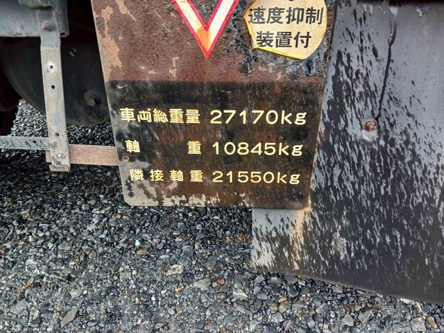 いすゞギガトレーラーヘッド（トラクターヘッド）大型（10t）[写真09]