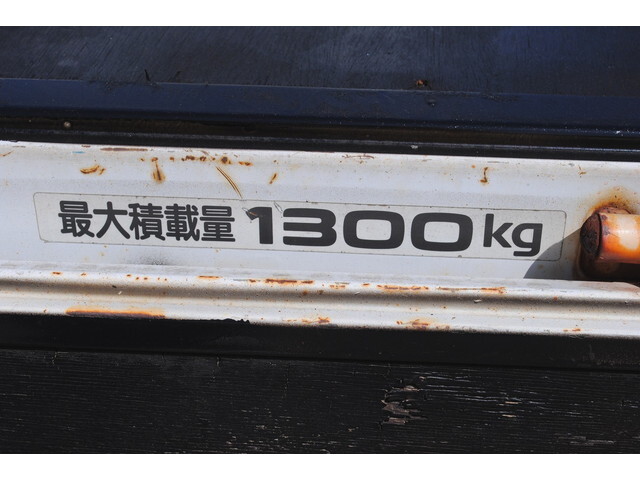 日産アトラス平ボディ小型（2t・3t）[写真15]