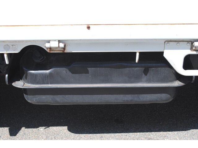 日産アトラス平ボディ小型（2t・3t）[写真19]